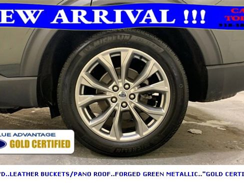 Certified 2022 Ford Explorer XLT w/ Equipment Group 202A image 22