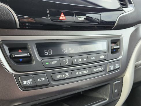 Used 2022 Honda Pilot Special Edition image 35