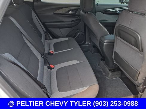 Used 2024 Chevrolet TrailBlazer LS w/ LS Convenience Package FWD image 13