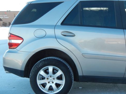 Used 2006 Mercedes-Benz ML 350 4MATIC image 21