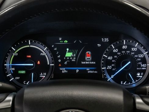 Used 2021 Toyota Highlander XLE AWD/4WD image 14