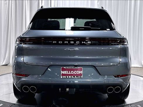 New 2026 Porsche Cayenne AWD/4WD image 6