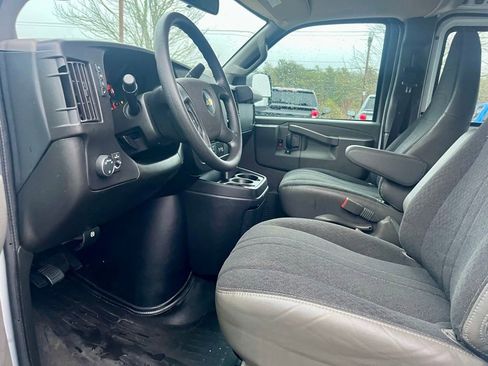 Used 2023 Chevrolet Express 2500 w/ Driver Convenience Package RWD image 13