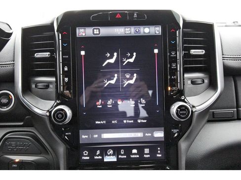 Used 2025 RAM 2500 Laramie image 19