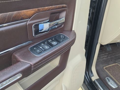 Used 2014 RAM 1500 Laramie Longhorn w/ Convenience Group image 12