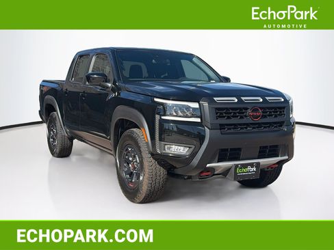 Used 2026 Nissan Frontier PRO-4X AWD/4WD image 1