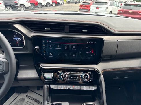 Used 2025 GMC Sierra 1500 AT4 w/ AT4 Premium Package AWD/4WD image 20
