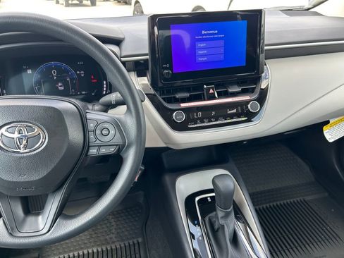 Used 2026 Toyota Corolla LE image 17