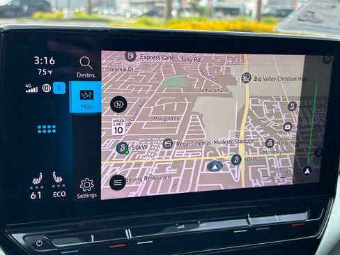 Used 2022 Volkswagen ID.4 Pro S image 19