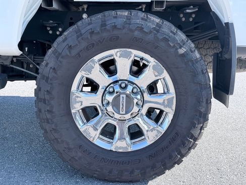 Used 2019 Ford F350 Lariat w/ Lariat Ultimate Package image 31