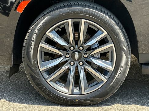 Certified 2023 Cadillac Escalade Sport AWD/4WD image 38