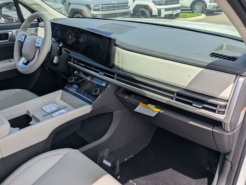 New 2026 Hyundai Santa Fe SEL FWD image 30