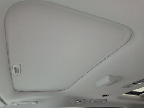 New 2026 Kia Carnival SX FWD image 24
