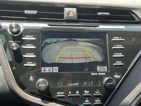 Used 2020 Toyota Camry XLE w/ Carpet Mat Package FWD image 20