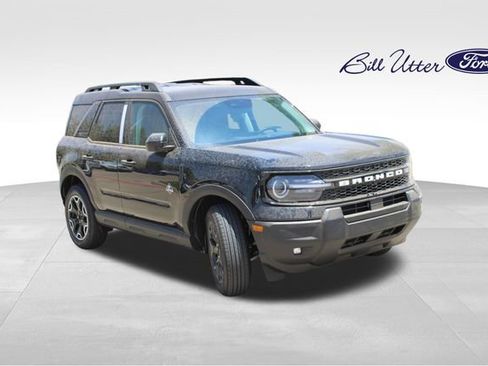 New 2026 Ford Bronco Sport Outer Banks AWD/4WD image 3