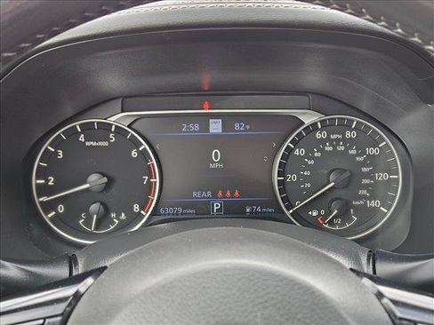 Used 2024 Nissan Altima 2.5 SV w/ SV Premium Package FWD image 13