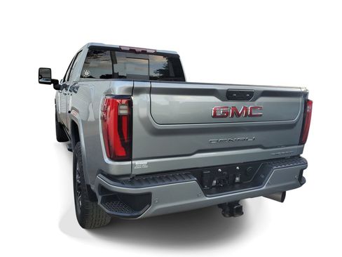 Used 2024 GMC Sierra 3500 Denali w/ Denali Reserve Package AWD/4WD image 3
