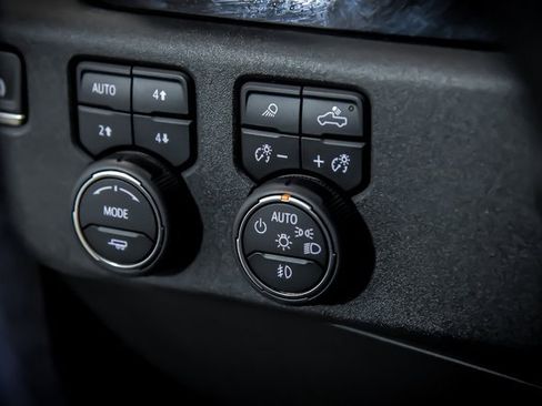 Certified 2024 Chevrolet Silverado 1500 High Country w/ High Country Premium Package image 16