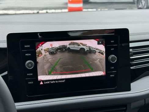 New 2026 Volkswagen Jetta SEL FWD image 27