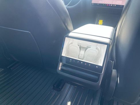 Used 2025 Tesla Model 3 RWD image 10