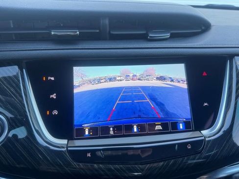 Used 2022 Cadillac XT6 Premium Luxury w/ Technology Package image 11