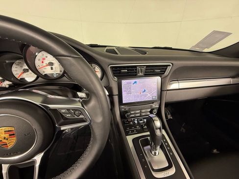 Certified 2019 Porsche 911 Carrera S image 40