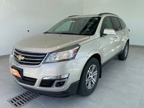 Used 2016 Chevrolet Traverse LT AWD/4WD image 1