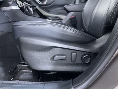 Used 2023 Subaru Forester Limited image 12