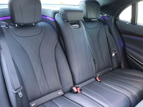 Used 2019 Mercedes-Benz S 560 Sedan w/ AMG Line Exterior image 38