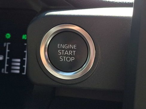 Used 2025 Toyota 4Runner SR5 AWD/4WD image 20