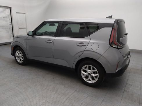 Used 2025 Kia Soul S image 3
