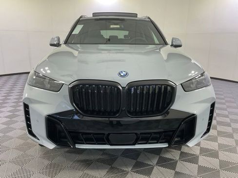 New 2026 BMW X5 xDrive50e w/ M Sport Package image 2