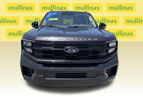 Certified 2025 Ford Expedition Active RWD image 12