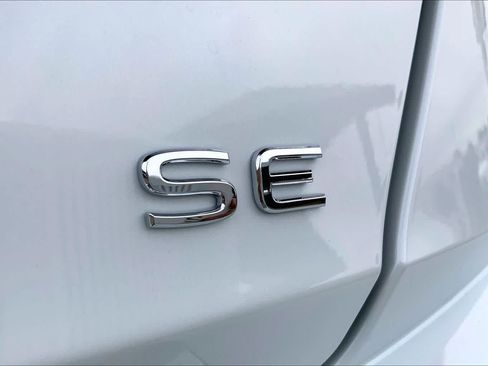 New 2026 Volkswagen Jetta SE FWD image 15