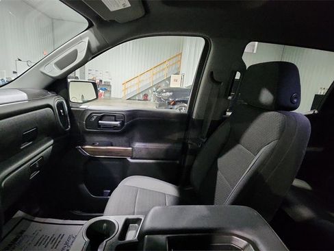 Used 2022 Chevrolet Silverado 1500 LT image 11