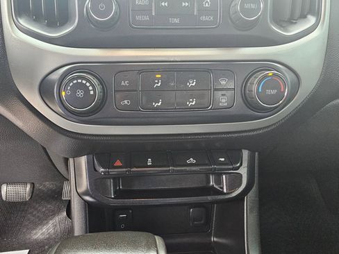 Used 2015 Chevrolet Colorado LT w/ LT Convenience Package RWD image 21