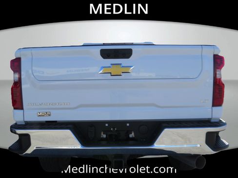 Used 2026 Chevrolet Silverado 2500 LT image 9