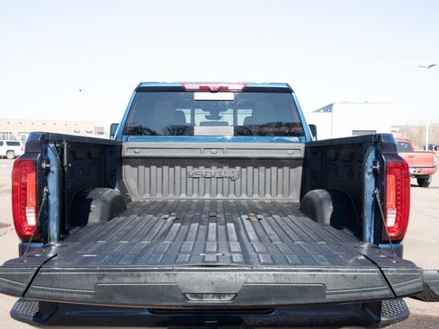 Used 2022 GMC Sierra 2500 AT4 w/ AT4 Premium Plus Package image 16