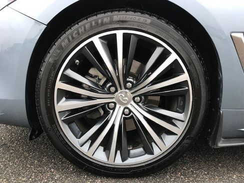 Used 2019 INFINITI Q60 3.0t Luxe w/ Essential Package image 13