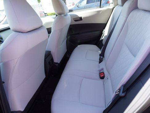 Used 2025 Toyota Corolla Cross L FWD image 13