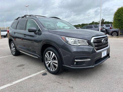 Used 2020 Subaru Ascent Limited w/ Technology Package AWD/4WD image 3