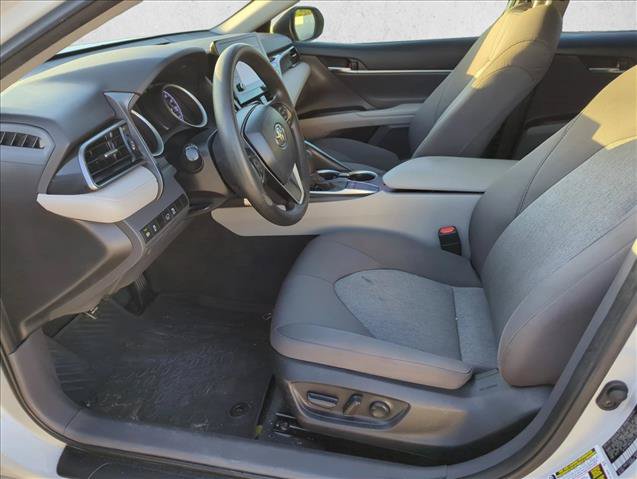 Used 2023 Toyota Camry LE FWD image 11