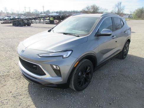 New 2026 Buick Encore GX Sport Touring FWD image 9