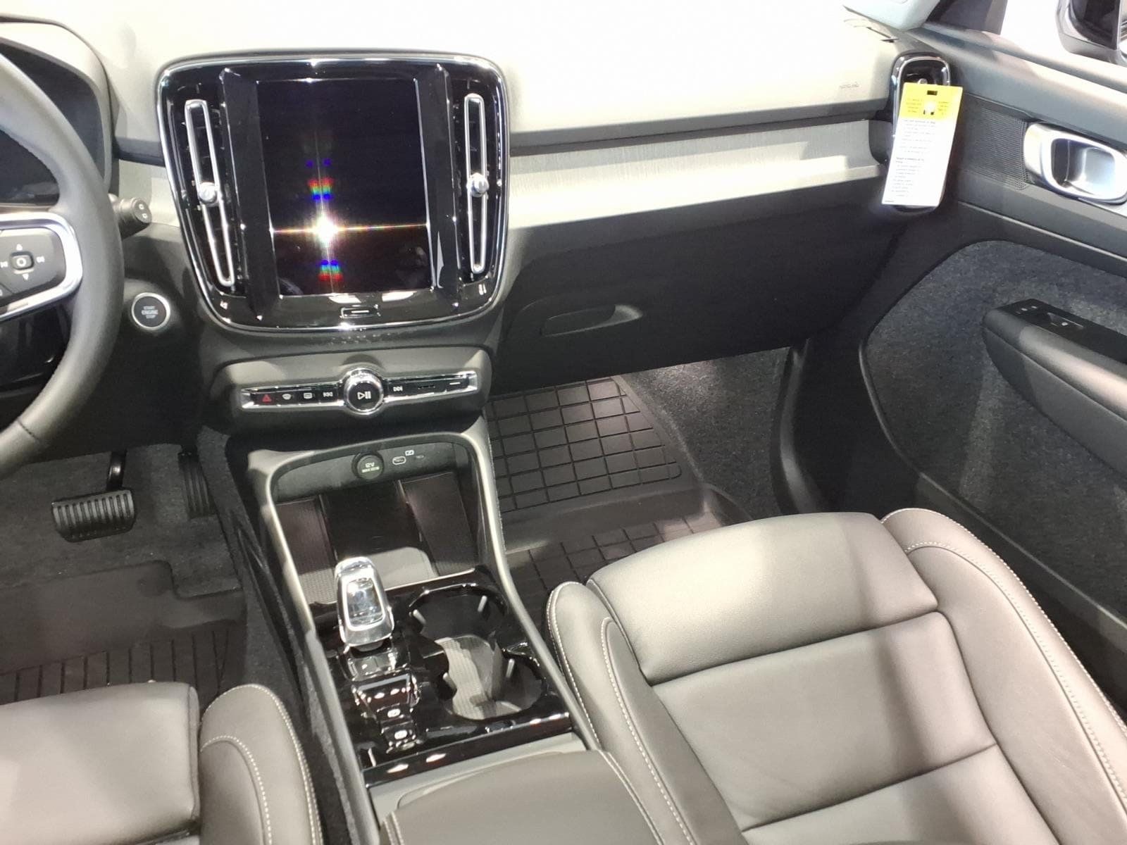 New 2026 Volvo XC40 B5 Plus w/ Protection Package Premier AWD/4WD image 14