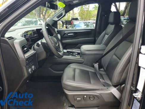Used 2025 Chevrolet Tahoe Z71 AWD/4WD image 19
