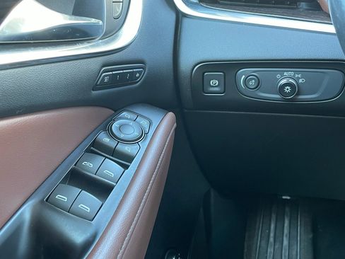 Used 2018 Buick Enclave Avenir w/ Avenir Technology Package image 17