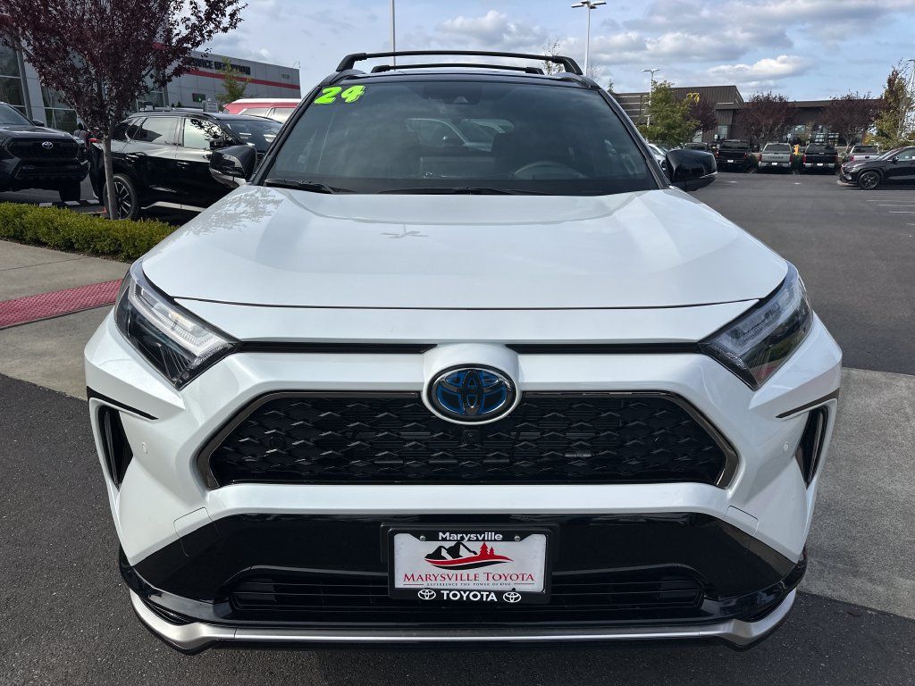 Certified 2024 Toyota RAV4 XSE w/ Premium Package AWD/4WD image 8