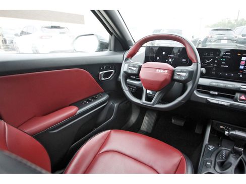 Used 2025 Kia K4 GT-Line w/ GT-Line Premium Package image 12