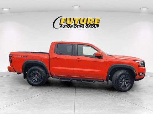 Certified 2025 Nissan Frontier PRO-4X w/ Interior Protection Package image 3