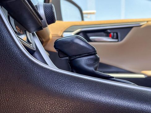 Used 2019 Toyota RAV4 Limited w/ All Weather Liner Package FWD image 48